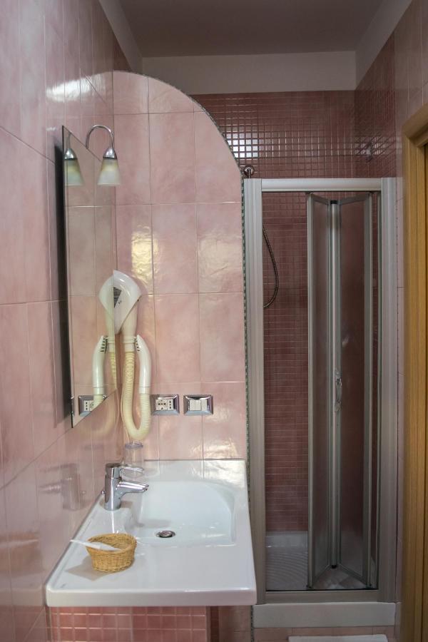 Hotel Ginevra Poggiomarino Εξωτερικό φωτογραφία